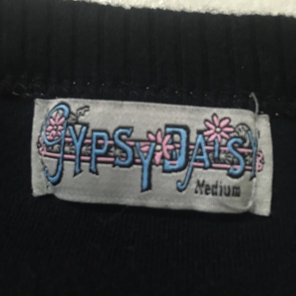 Gypsy Daisy Med Blouse with Lace & Studs - Picture 2 of 5